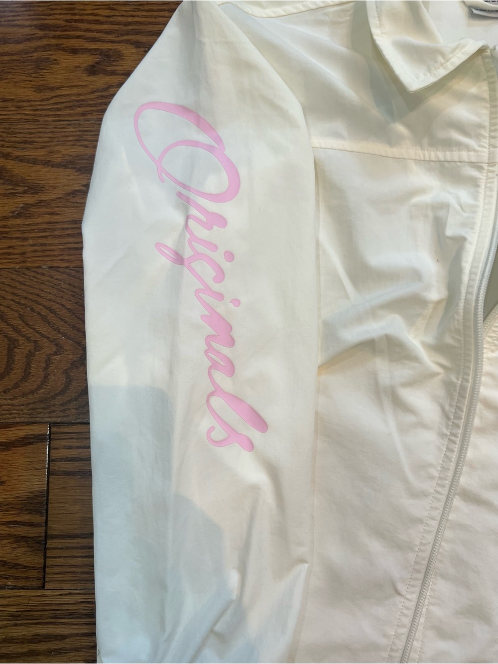adidas Originals Off White Jacket with Green Trefoil Logo - Picture 2 of 11
